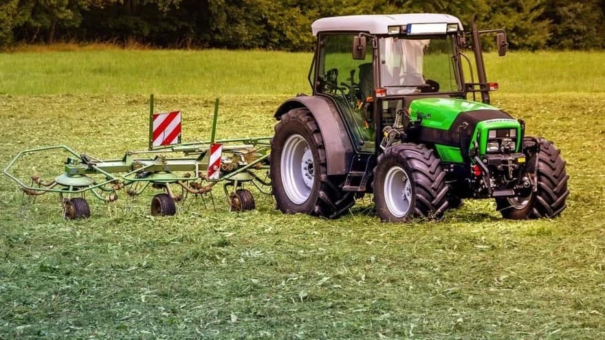 Konzervacija i zaštita traktora za zimu