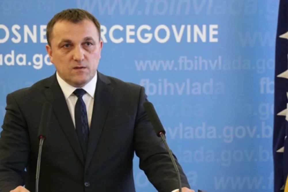 Ministar Dedić pripremio mjere za pomoć poljoprivrednicima u višemilionskom iznosu
