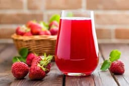 Nekuvani voćni sokovi od malina, kupina ili jagoda