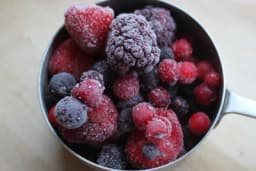 Kako da zamrznete maline i kupine na najbolji način