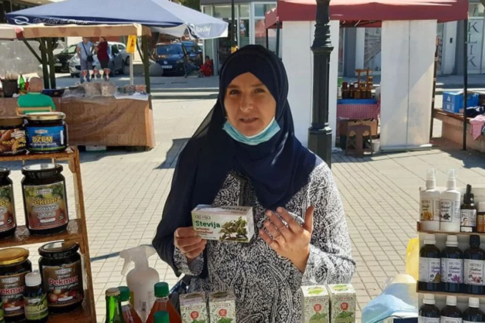 Porodica Konjić iz Zenice uzgaja biljku 40 puta slađu od šećera