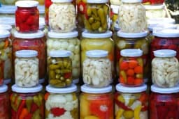 Konzervansi u vašoj hrani - Da li su zaista toliko opasni i štetni!