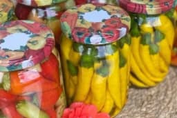 Neodoljive pečene ljute papričice sa medom su idealna zimnica!