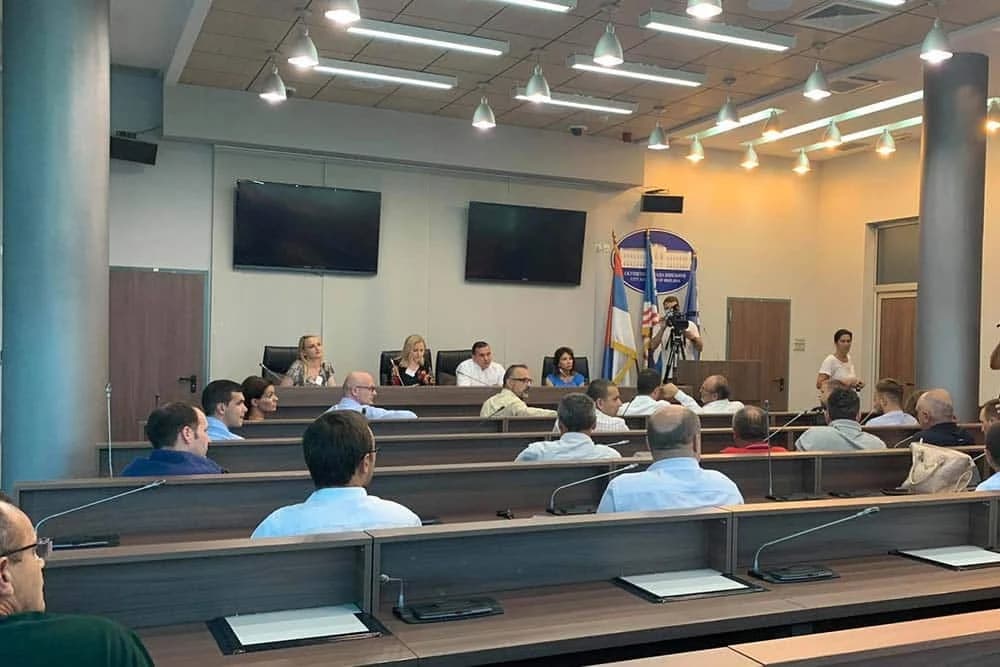 sastanak privrednika srbije i srpske bijeljini