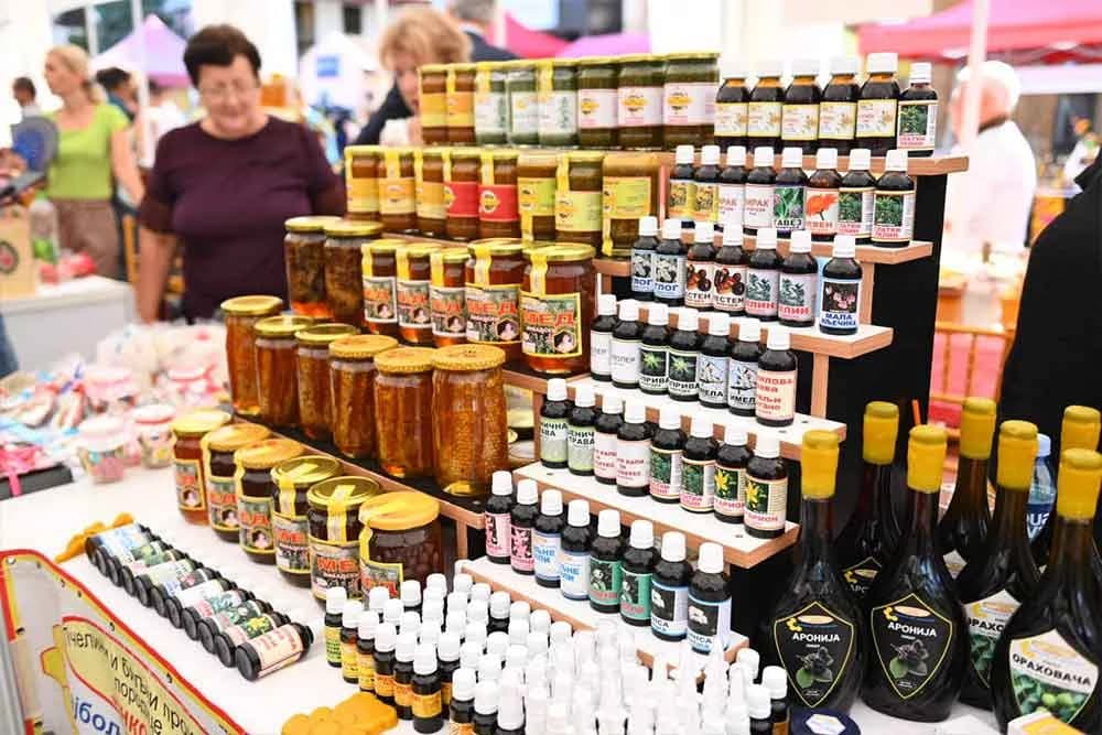 SAJAM ŠLJIVE UGLJEVIK