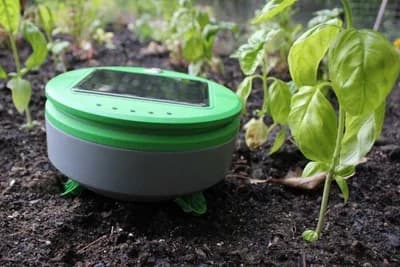 Baštenski robot koji se umjesto vas brine o problemu korova /VIDEO/