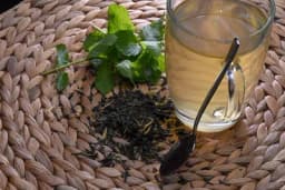 Čaj od jedne biljke može da smanji apetit i želju za slatkišima