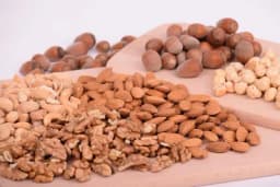 Šta jesti pred spavanje - Istraživanje otkriva koje namirnice su zdrave i ne debljaju