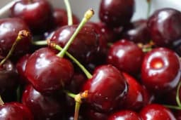 Da li dijabetičari smiju da jedu trešnje i višnje i koja količina voća neće naškoditi