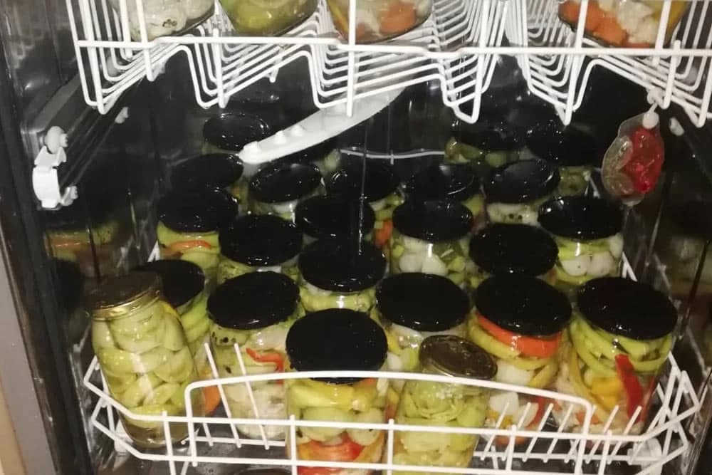 turšija iz mašine za suđe