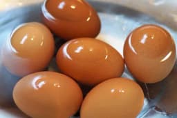 Ne bacajte vodu od kuvanih jaja, može da učini čudo u vašoj bašti