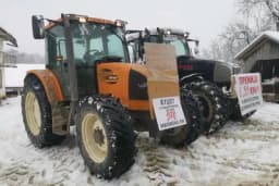 Mljekari idu u protest, ali bez traktora: Okupljanje u blizini zgrade Vlade