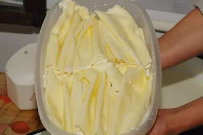 OVAKO SE PRAVI UŽIČKI KAJMAK - Originalan recept, bez ovoga ne može!